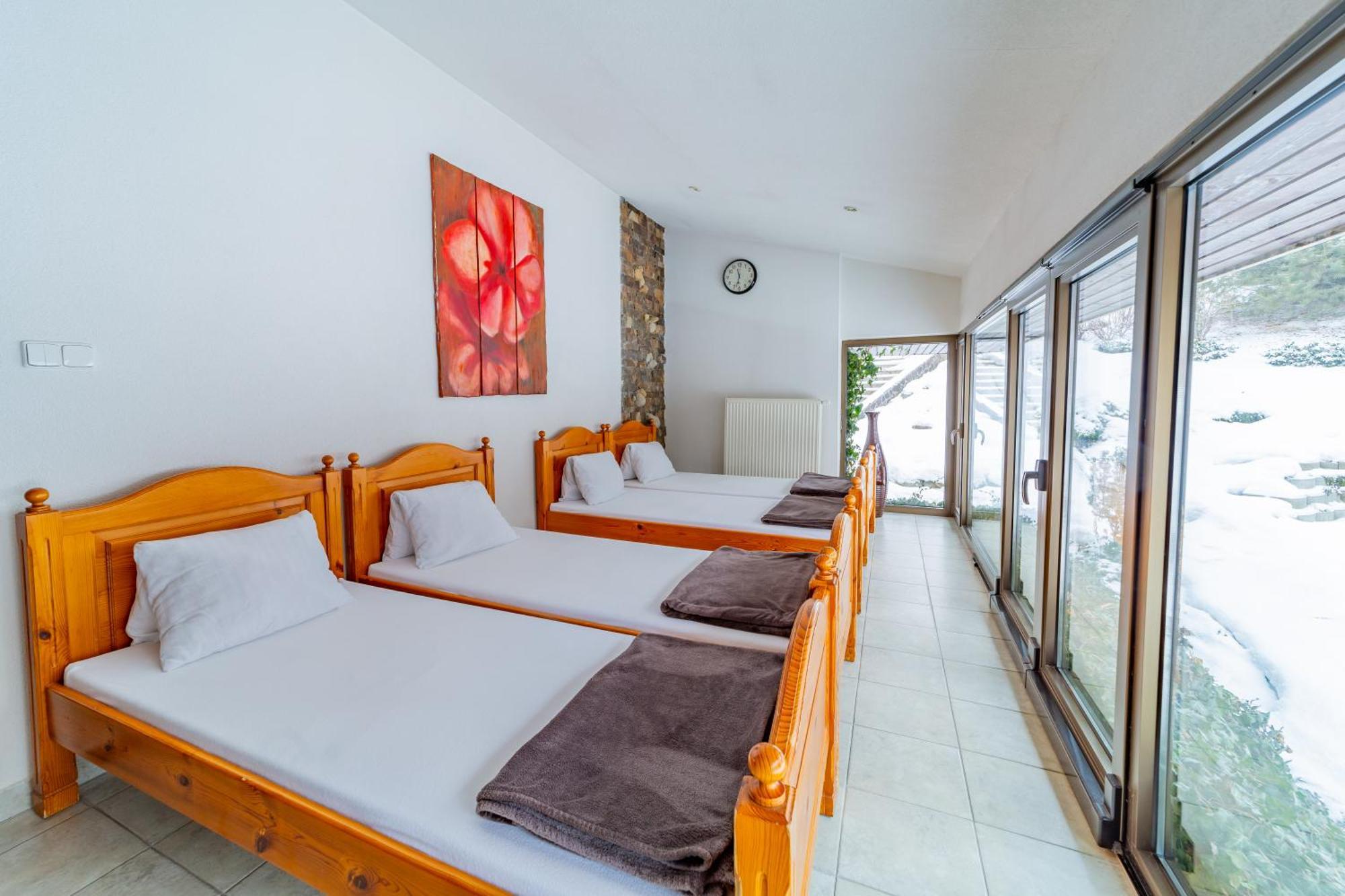 Kontakt Wellness Hotel 4*